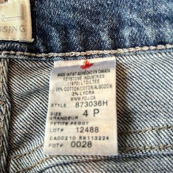 FDJ French Dressing Jeans. Size 4P. Petite Peggy. - Picture 13 of 13